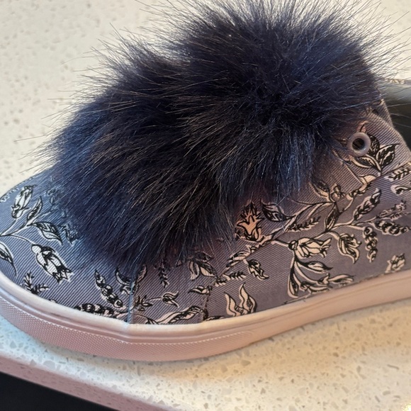 SAM EDELMAN LEYA DUSTY BLUE LEAF PRINT LACELESS SLIP ON SNEAKER sz 8 - Picture 2 of 9